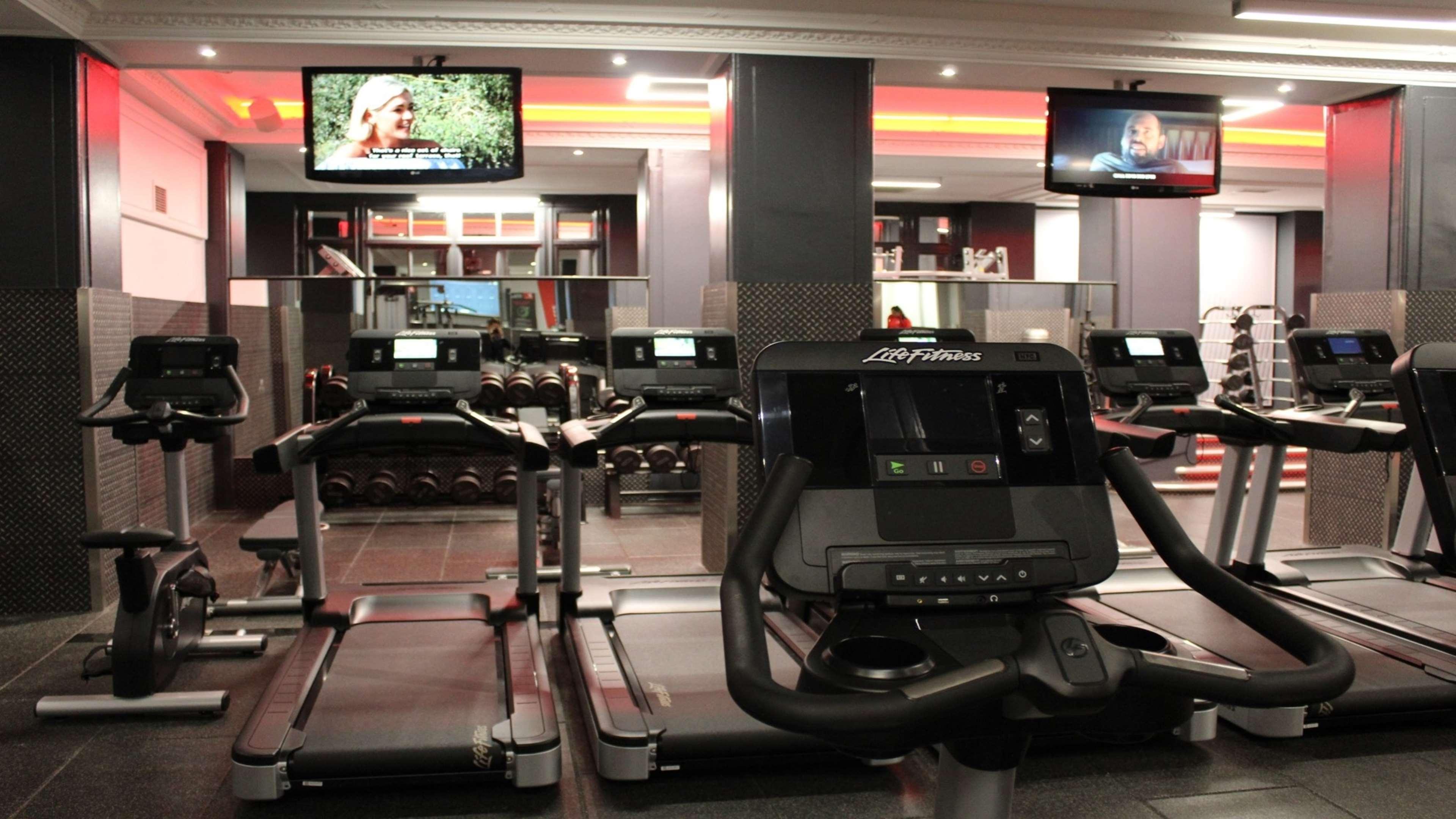 The Waldorf Hilton Hotel Лондон Екстериор снимка